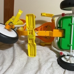 三輪車  幼児用  全長68✖️幅44✖️高52と椅子25cmの画像