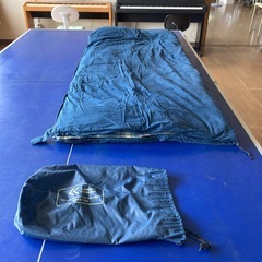 寝袋
の画像