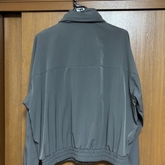 russell athletic ジャンパーの画像