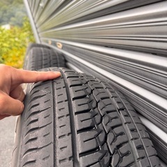 Essex 18インチホイール　ハイエースに装着　タイヤはおまけ程度です。　の画像