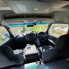 キャラバン スーパーロング キャンピング仕様の画像