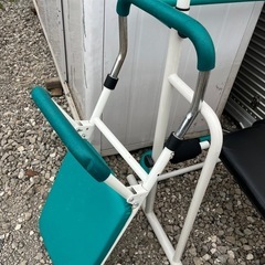 ぶら下がり健康器　ベンチの画像