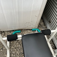 ぶら下がり健康器　ベンチの画像