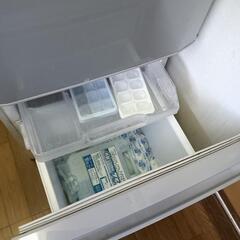2ドア冷凍冷蔵庫（146リットル）の画像
