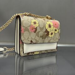[コーチ] klare 花 シリーズ レディース ショルダーバッグ コンパクト 斜め掛けバッグ ミニ オルガンバッグの画像