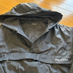 COMME CADU MODEフード付きジャンパーの画像
