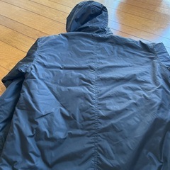 COMME CADU MODEフード付きジャンパーの画像
