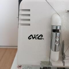 【箱あり】アックスヤマザキロックミシンの画像