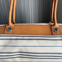 BURBERRY ハンドバッグ ミニボストン ボーダー 筒型 肩掛け可の画像