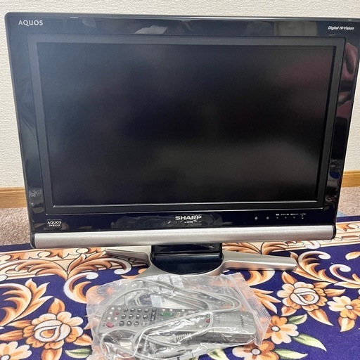 ASCII.jp：“インターネットAQUOS”LC-20D10 / PC-AX120S (1/4) SHARP 液晶カラーテレビAQUOS LC-20D10