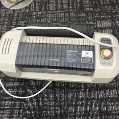 ジャンク品　アイリスオーヤマラミネートの画像