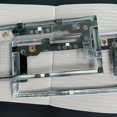 ダイハツ 純正 ナンバーフレーム 中古 前後セットの画像