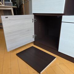 未使用 美品 サンプル品 食器棚 幅 大量収納 扉 引き出し フルスライドレール付き 高さ183 キッチンボード　レンジボードの画像