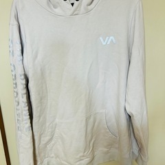 【ZOZOTOWN限定】 RVCA パーカーの画像