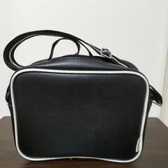 （美品）Reebok CLASSiC ショルダーバッグの画像