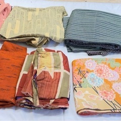 【24枚/約20.2kg まとめ売り】着物 大量セット 古布 リメイク素材 はぎれ 材料 和裁 ハンドメイド パッチワーク リフォーム 衣装づくり コスプレ 撮影ディスプレイ アンティーク ヴィンテージ 和装 布地 アソート 一括の画像