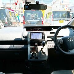 信用回復ローンは当社に！！ネオドライブローンの窓口　トヨタ ヴォクシー2.0 ZS 煌III 4WD　自社ローン　リース　自社分割 　債務整理　自己破産　他社お断りされた方　函館在庫の画像