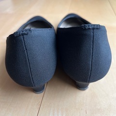 綺麗めパンプス 1度使用 24cmの画像