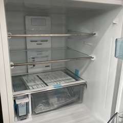 【トレファク高槻店】安心の1年間保証！取りに来られる方限定！Haierの3ドア冷蔵庫のご紹介です！の画像