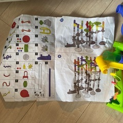 マーブルレース（パチンコ玉のジェットコースター）の画像