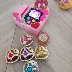 ハグっとプリキュアみらいパット、変身タッチフォンの画像