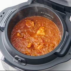 ジモティー見た！で5%OFF【自動調理鍋】SHARP ｼｬｰﾌﾟ ﾍﾙｼｵ KN-MN16H-B 1.6L 2~4人分:ブラックの画像