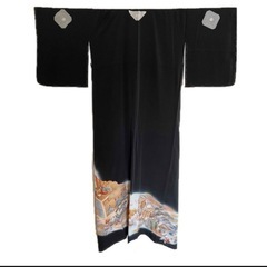 新品未使用 黒留袖 五つ紋入り 比翼仕立て 正絹 仕立て糸付き フォーマルの画像