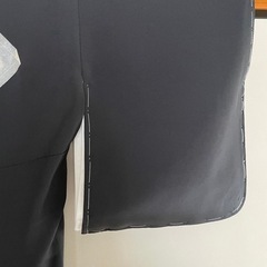 新品未使用 黒留袖 五つ紋入り 比翼仕立て 正絹 仕立て糸付き フォーマルの画像