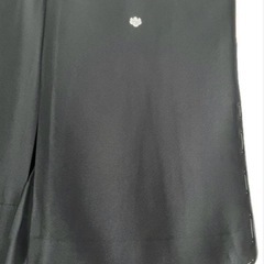 【新品未使用・仕立て糸付き】冬用 黒喪服 袷 五つ紋付き 着物の画像