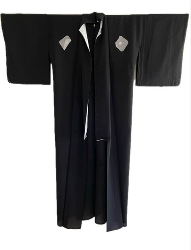 【新品未使用・仕立て糸付き】夏用 黒喪服 絽 五つ紋付き 着物