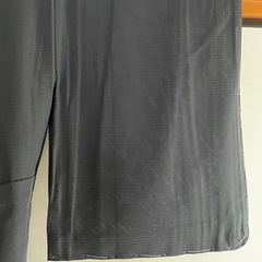 【新品未使用・仕立て糸付き】夏用 黒喪服 絽 五つ紋付き 着物の画像
