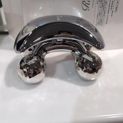 リファフォーボディ美容機器の画像