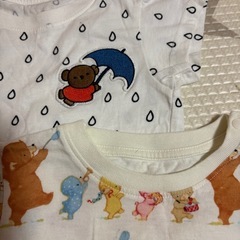 70 ユニクロ半袖Ｔシャツ4枚＋1枚の画像