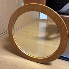壁掛け鏡の画像