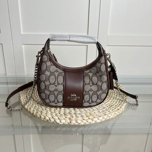 [コーチ] チョコレート carmen ミニメッセンジャーバッグ 定番ジャカード脇バッグ ショルダーバッグ