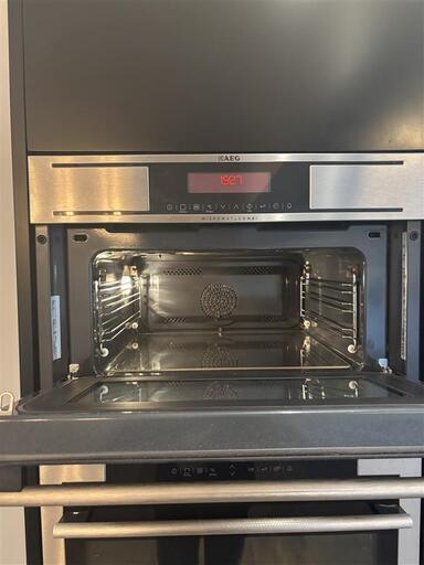 AEG製（ドイツ）電子レンジ機能付きオーブン