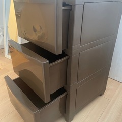 収納ボックスの画像