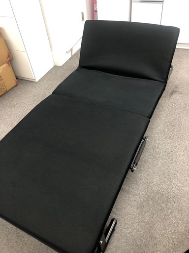 【美品】アイリスオーヤマ折りたたみベッド（シングル）