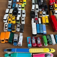 トミカミニカー他　120台以上まとめの画像