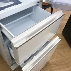 ★リユースのサカイ春日部店★KJ11580 三菱 冷蔵庫 MR-CX27F-W 272L 20年製 動作確認／クリーニング済みの画像