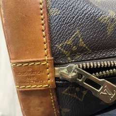 VUITTON アルマ　モノグラム　バッグ
の画像