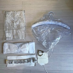 美品★専門クリーニング★4WAYアロヒナ モエ AH-0022の画像