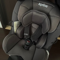 Aprica チャイルドシート の画像