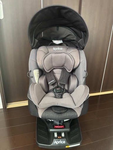 Aprica チャイルドシート