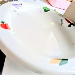 未使用　カラフル野菜柄大皿　箱入り5枚セットの画像