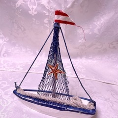 海のオブジェの画像