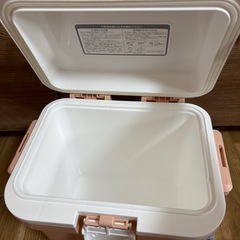 コンパクトクーラーボックスの画像