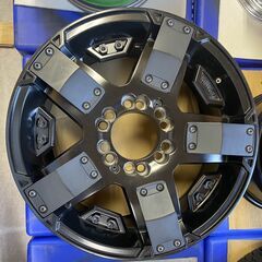 KMC XD811 ROCKSTAR2 17x8J 135/139.7 17インチ 4本セット センターキャップ無しの画像