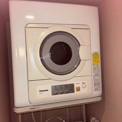 「引取り限定」洗濯機10kg + 乾燥機5kg + ラックのセットの画像