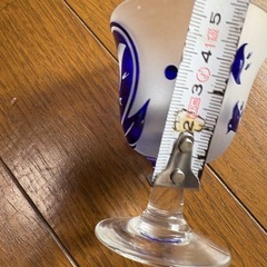 鳥の切り子グラスの画像